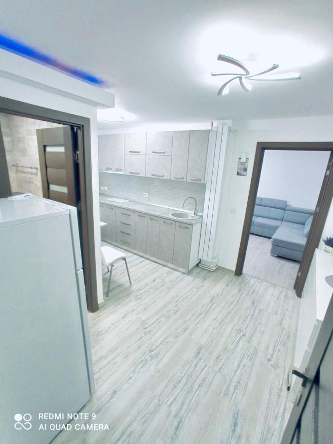 Apartament Garsoniera Daniela Tîrgu Ocna Zewnętrze zdjęcie